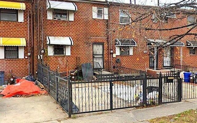 546 Powell St, Brooklyn, NY 11212 (House View)