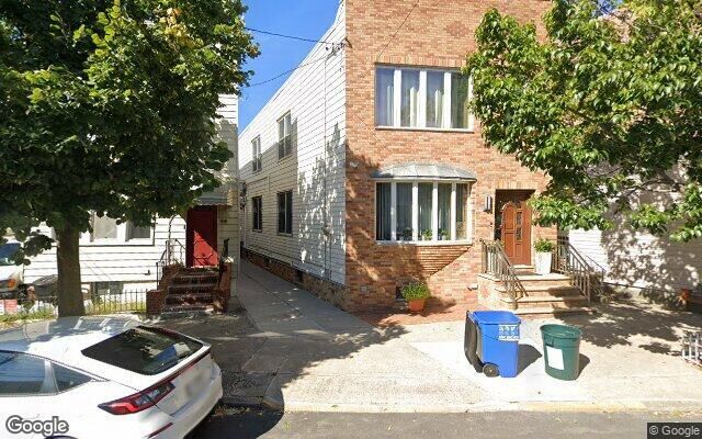 55-02 68th St, Maspeth, NY 11378