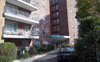 55 Austin Pl #4S, Staten Island, NY 10304