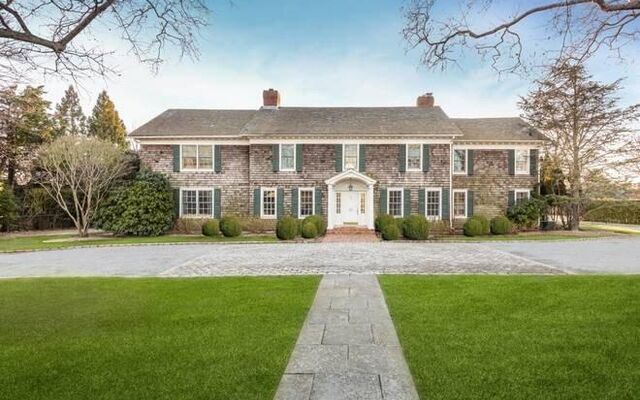 55 Beach Ln, Westhampton Beach, NY 11978 (Yard)
