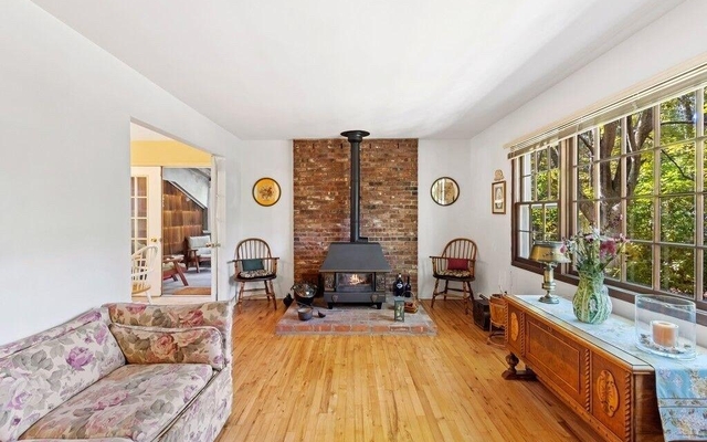 55 Bridies Path, Southampton, NY 11968