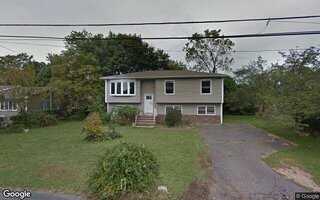 55 Chestnut Rd, Amityville, NY 11701