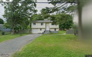 55 Columbus Ave, Brentwood, NY 11717