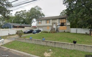 55 Irving Ave, Wyandanch, NY 11798