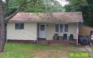 55 Lambert Ave, Mastic, NY 11950