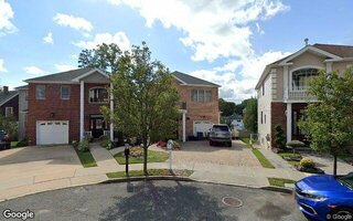 55 Opal Ln, Staten Island, NY 10309