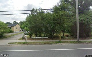 557 Station Rd, Bellport, NY 11713
