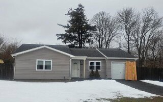 558 Meade Ave, Bellport, NY 11713