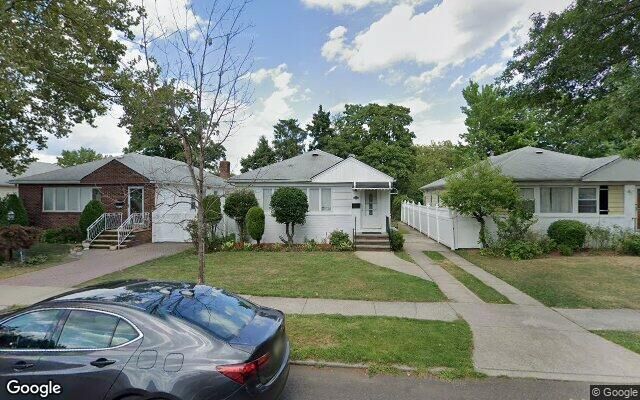 56-17 230th St, Oakland Gardens, NY 11364