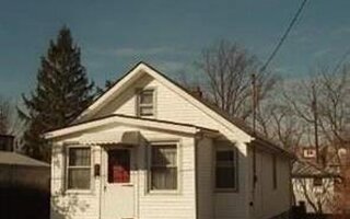 56 Catherine Ave, Franklin Square, NY 11010