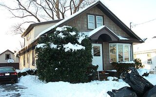 56 Dehnhoff Ave, Freeport, NY 11520
