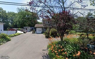 561 Birch Hollow Dr, Shirley, NY 11967