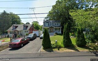 561 Puritan Dr, Shirley, NY 11967