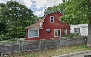 57 Blydenburg Ave, Smithtown, NY 11787
