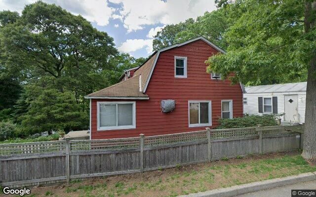 57 Blydenburg Ave, Smithtown, NY 11787