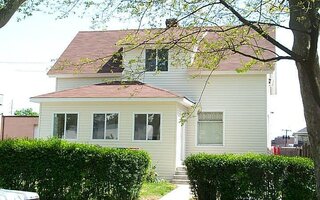 57 E John St, Hicksville, NY 11801