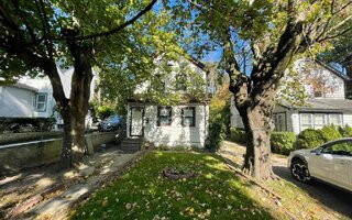 57 Van Nostrand Ave, Great Neck, NY 11024