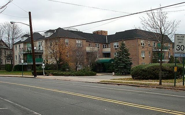 570 Broadway #129, Lynbrook, NY 11563