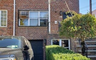 5711 20th Ave, Brooklyn, NY 11204