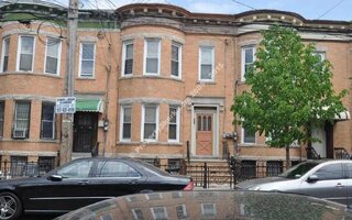 575 Crescent St, Brooklyn, NY 11208