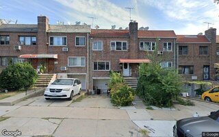 58-19 44th Ave, Woodside, NY 11377