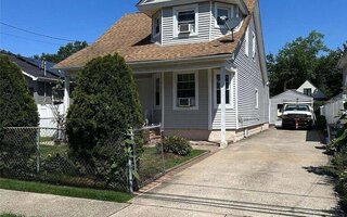 58 Henry St, Roosevelt, NY 11575