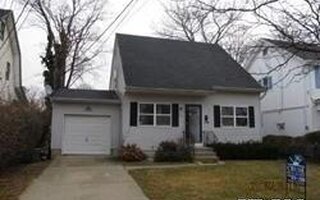 58 Rutland Rd, Freeport, NY 11520