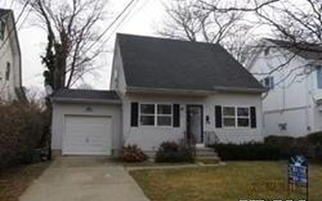 58 Rutland Rd, Freeport, NY 11520 (Complete)