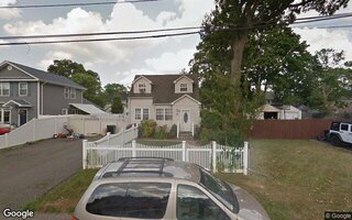 59 Redmond Ave, Bay Shore, NY 11706