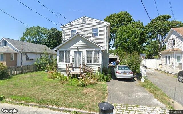 59 Silver St, Patchogue, NY 11772