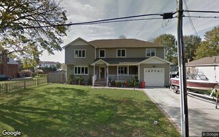 591 Grand Ave, Lindenhurst, NY 11757