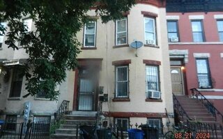593 Lexington Ave, Brooklyn, NY 11221