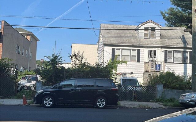 595 Olmstead Ave, Bronx, NY 10473 (Road)