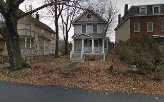 6 15th Ave, Sea Cliff, NY 11579