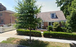6-20 150th St, Whitestone, NY 11357