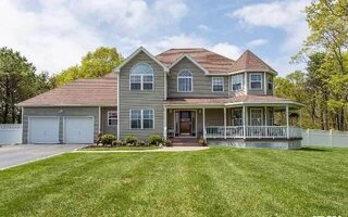 6 Brier Hollow Ct, Manorville, NY 11949