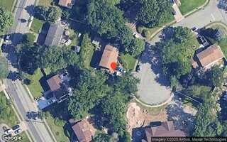 6 Coventry Ct, Wheatley Heights, NY 11798