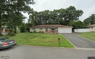 6 Debra Dr, Nesconset, NY 11767