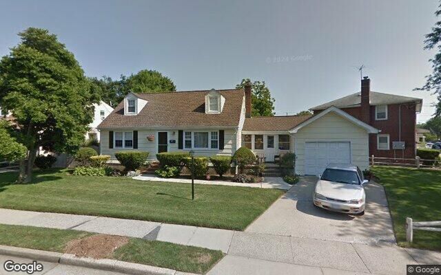 6 Harold Ave, Hempstead, NY 11550