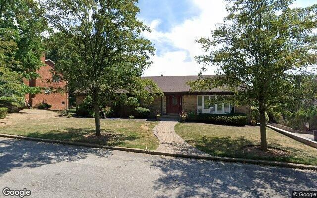 6 Hunt Ln, Staten Island, NY 10304