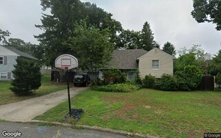 6 Kim Ct, Centereach, NY 11720