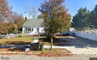 6 Lester Dr, East Rockaway, NY 11518