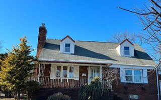 6 Newburgh St, Elmont, NY 11003