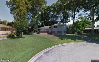 6 Norman Ct, Glen Cove, NY 11542