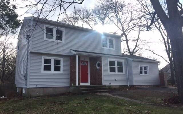 6 Priscilla Ln, Port Jefferson Station, NY 11776