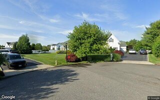6 Westover Ct, Shoreham, NY 11786