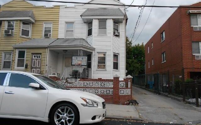 60-38 80th Ave, Ridgewood, NY 11385