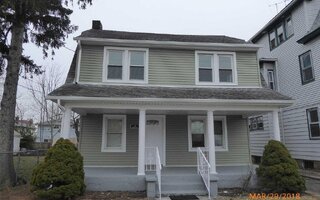 60 Cruikshank Ave, Hempstead, NY 11550