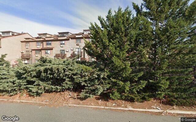 60 Daffodil Ln #107, Staten Island, NY 10314