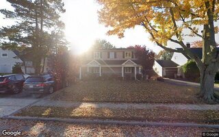 60 Elm Dr N, Levittown, NY 11756
